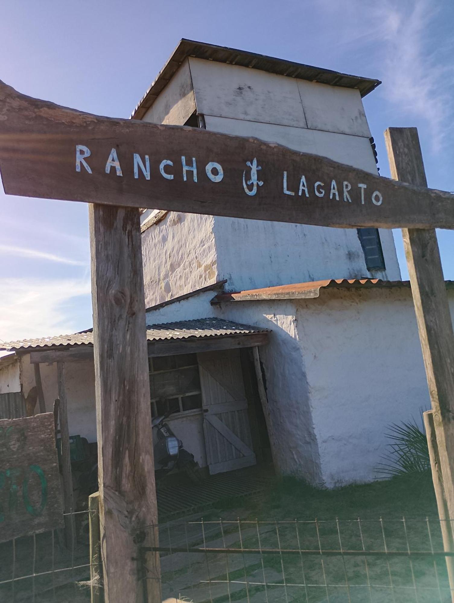 Rancho Lagarto Bed & Breakfast Punta Del Diablo Exterior photo